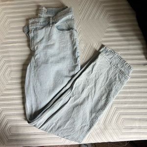 Abercrombie light wash 90s straight crossover jeans